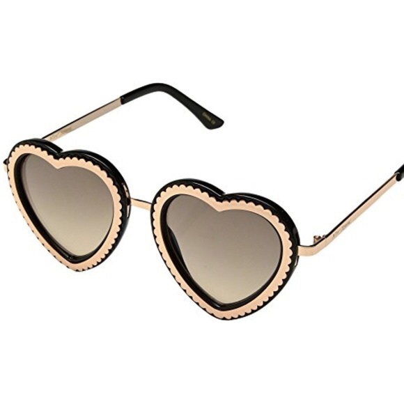Betsey Johnson Accessories - Valentines Day Sale Heart Sunglasses
